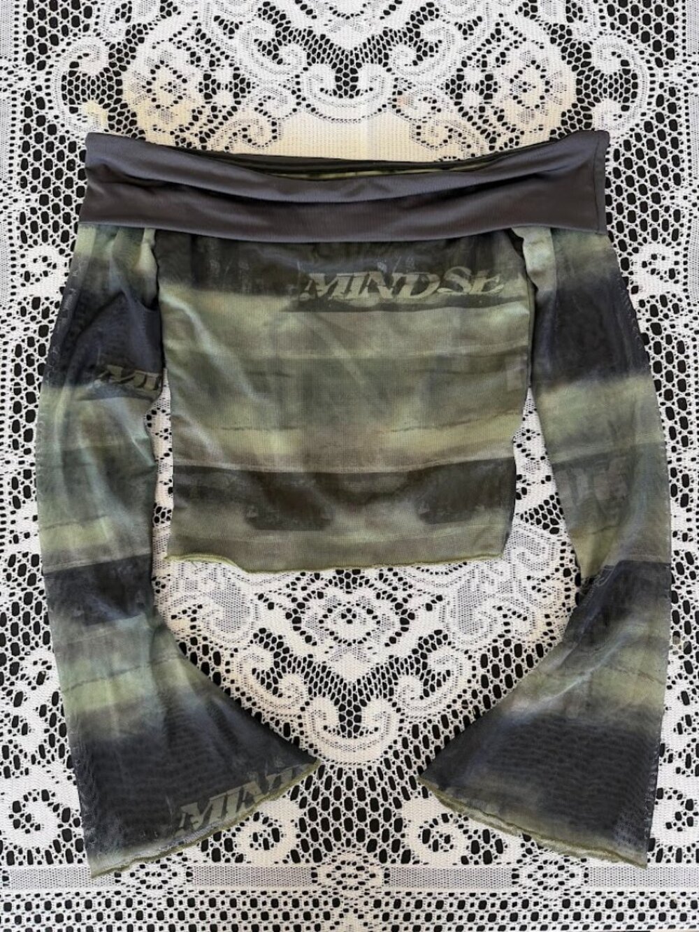 Edikted Off-Shoulder Top in Green - Size XS
